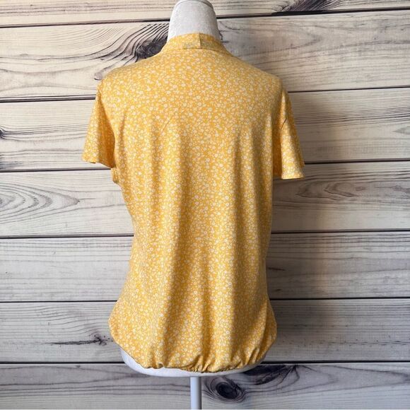 Adrianna Papell Yellow Floral Short Sleeve Wrap Blouse - Picture 5 of 7